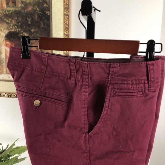 American Eagle Outfitters Shortie Jean Shorts Size 6 Burgundy Inseam 4” Mid-Rise - Picture 5 of 10